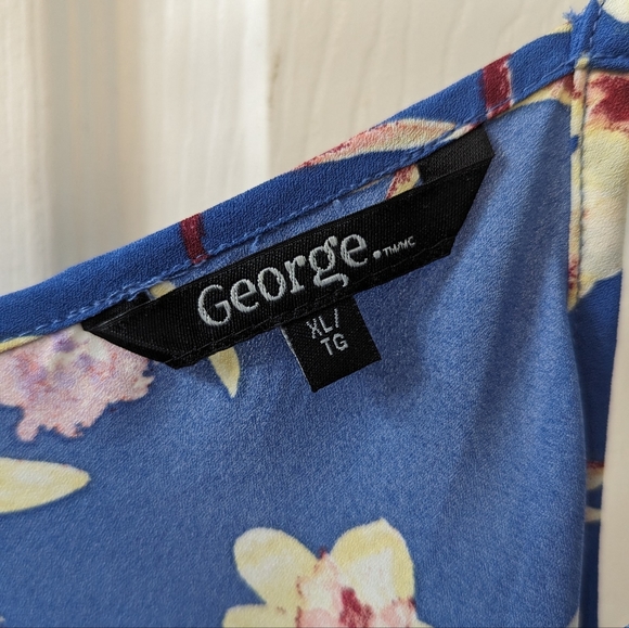 Floral Cami Blouse by George, XL - Picture 3 of 5